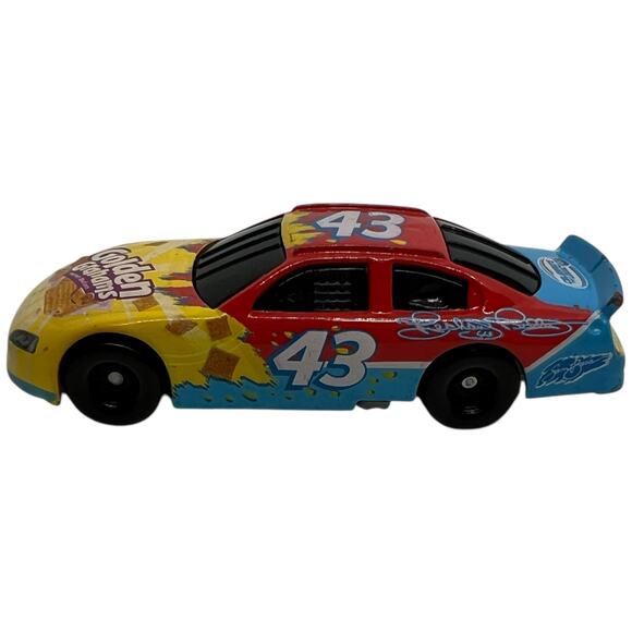 Vintage NASCAR #43 Cheerios Golden Grahams Racing Diecast Car Richard Petty 2008 - Picture 3 of 8